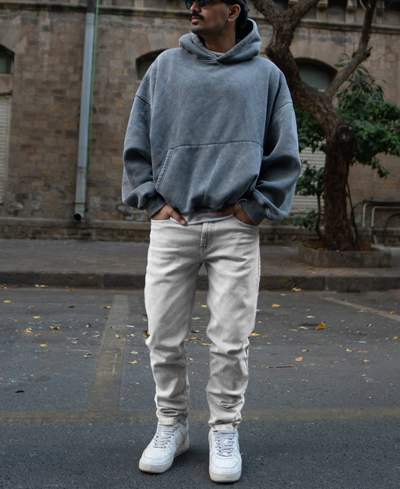Grey Regular Fit Basic Denim Jeans.