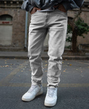 Grey Regular Fit Basic Denim Jeans.