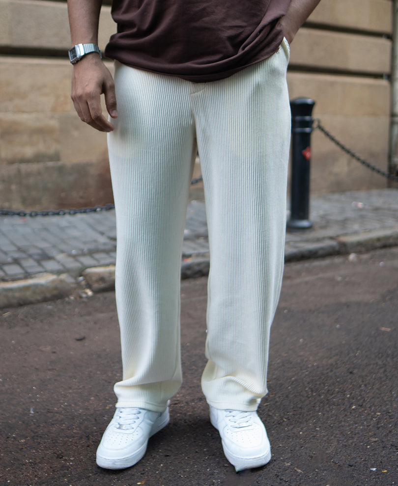 Cream Regular Fit Knitted Pant.