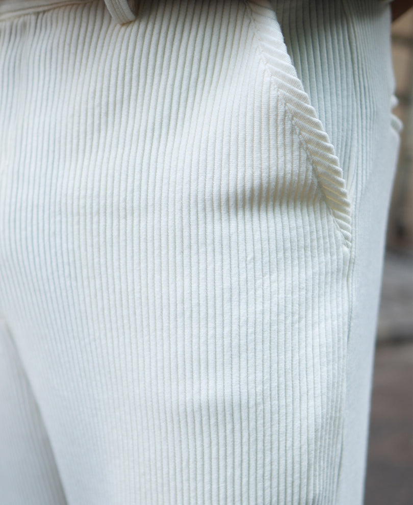 Cream Regular Fit Knitted Pant.