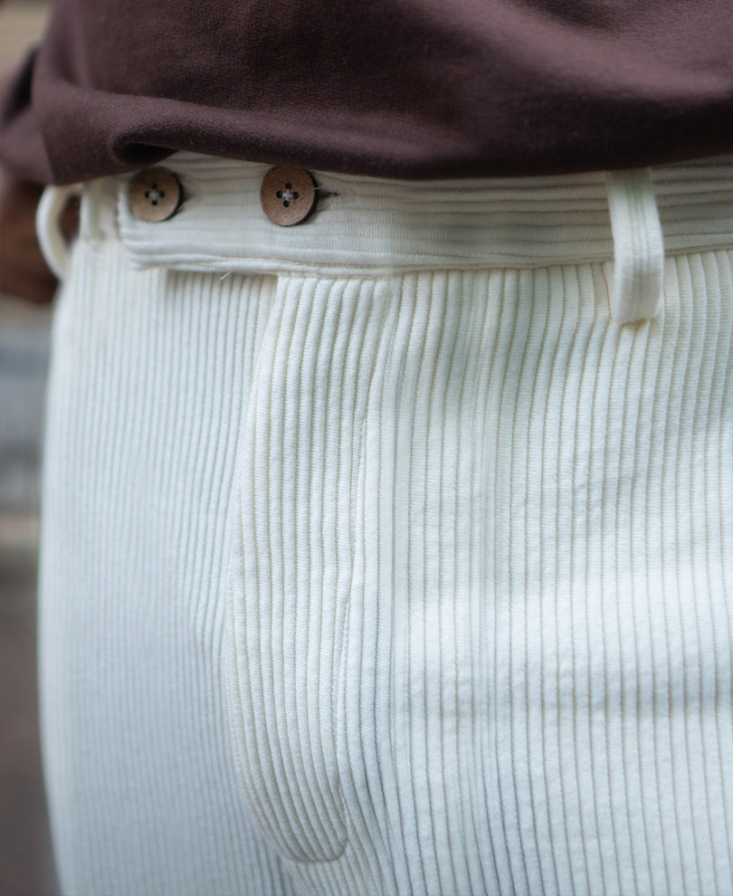 Cream Regular Fit Knitted Pant.