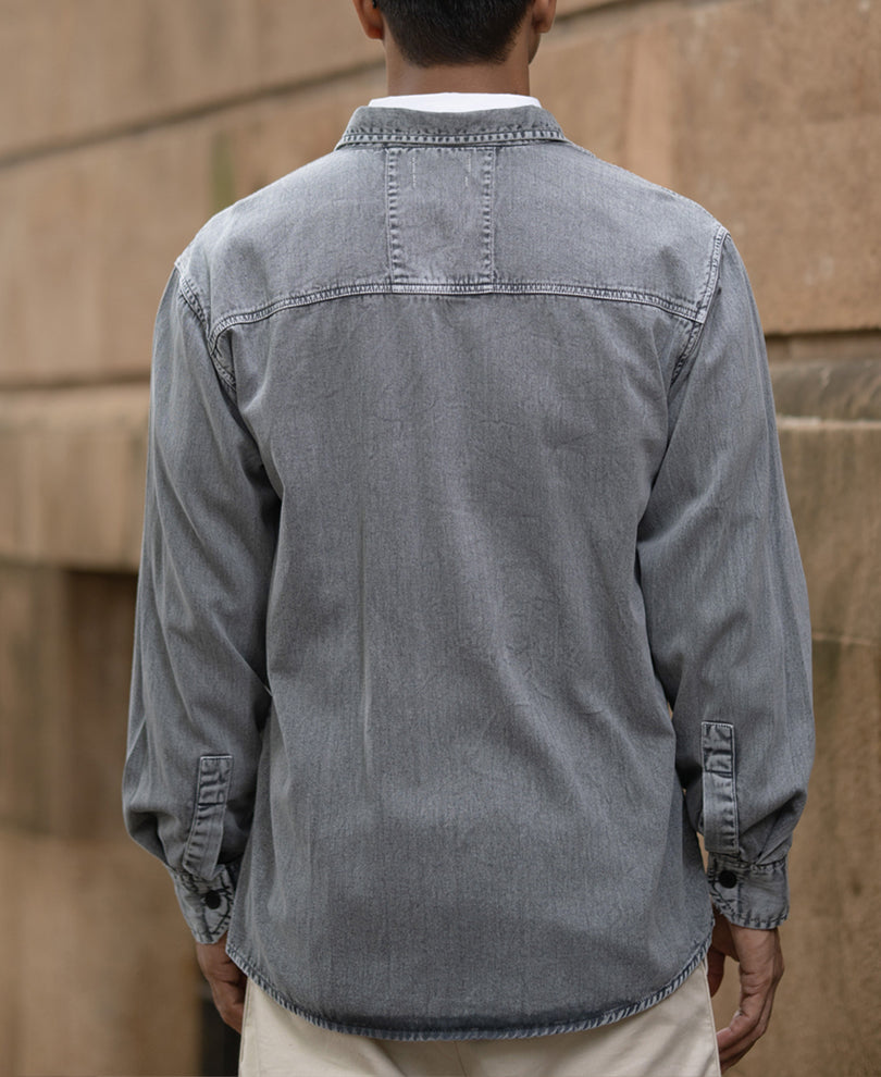 Grey Denim Shirt With Pockets.