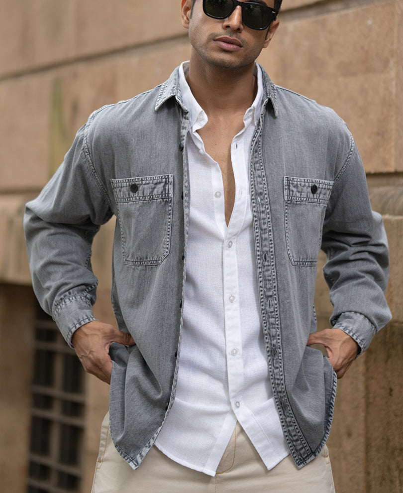 Grey Denim Shirt With Pockets.