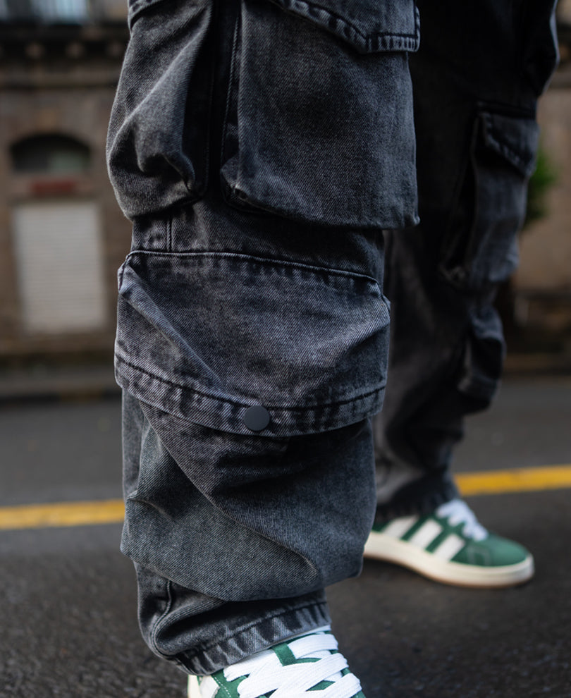 Carbon Black Baggy Fit Cargo Pockets Denim Jeans.
