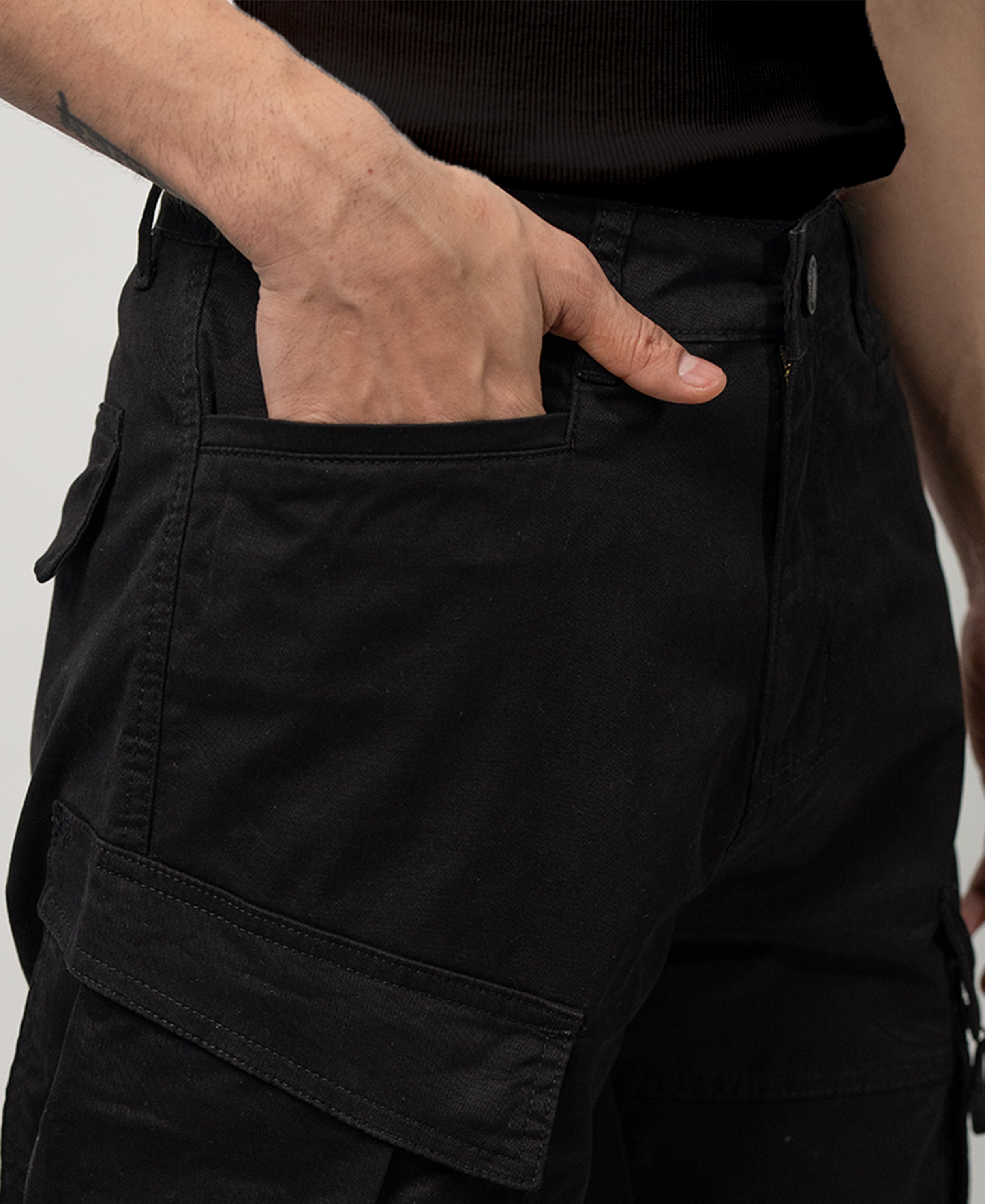 Black Regular Fit Cotton Utility Cargo Pant