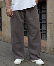 Brown Pleated Washed Barrel Jeans