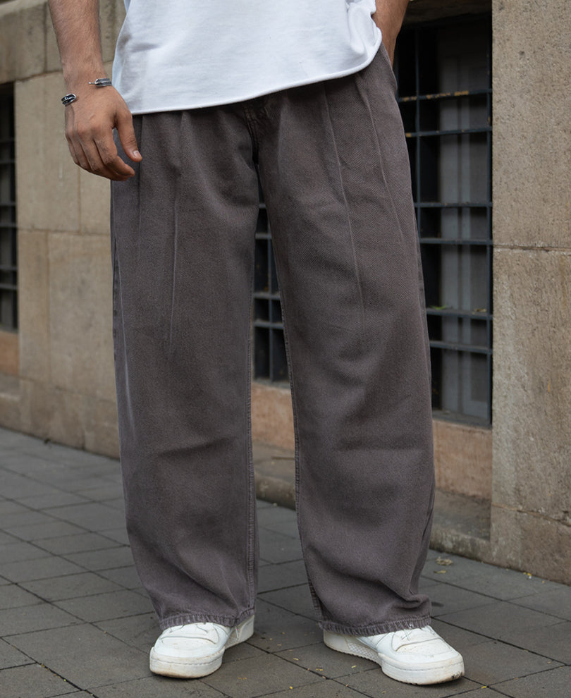 Brown Pleated Washed Barrel Jeans