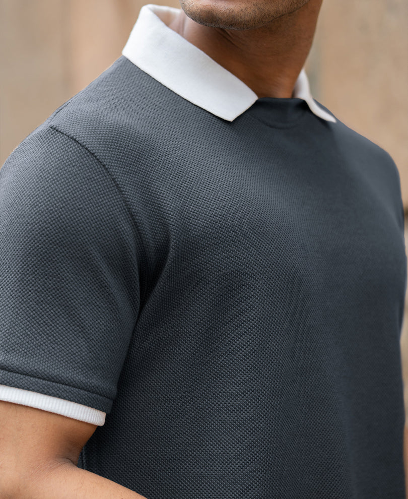 Blue Contrast Collar Knit T-Shirt.