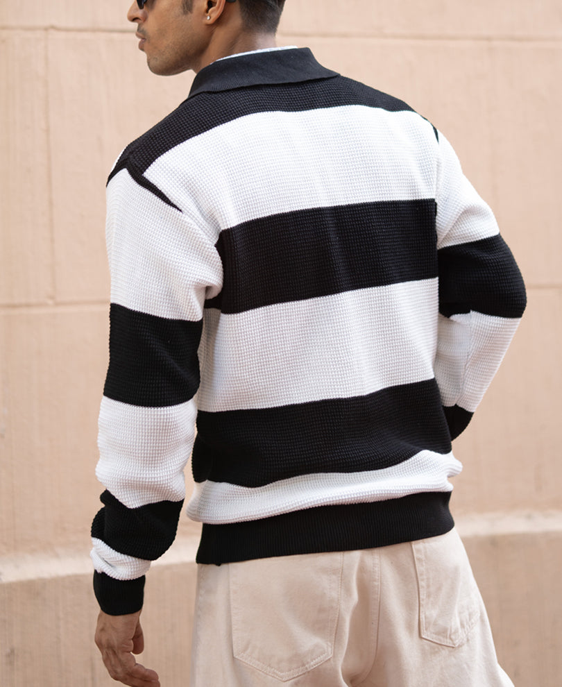 Black And White Knit T-Shirt.