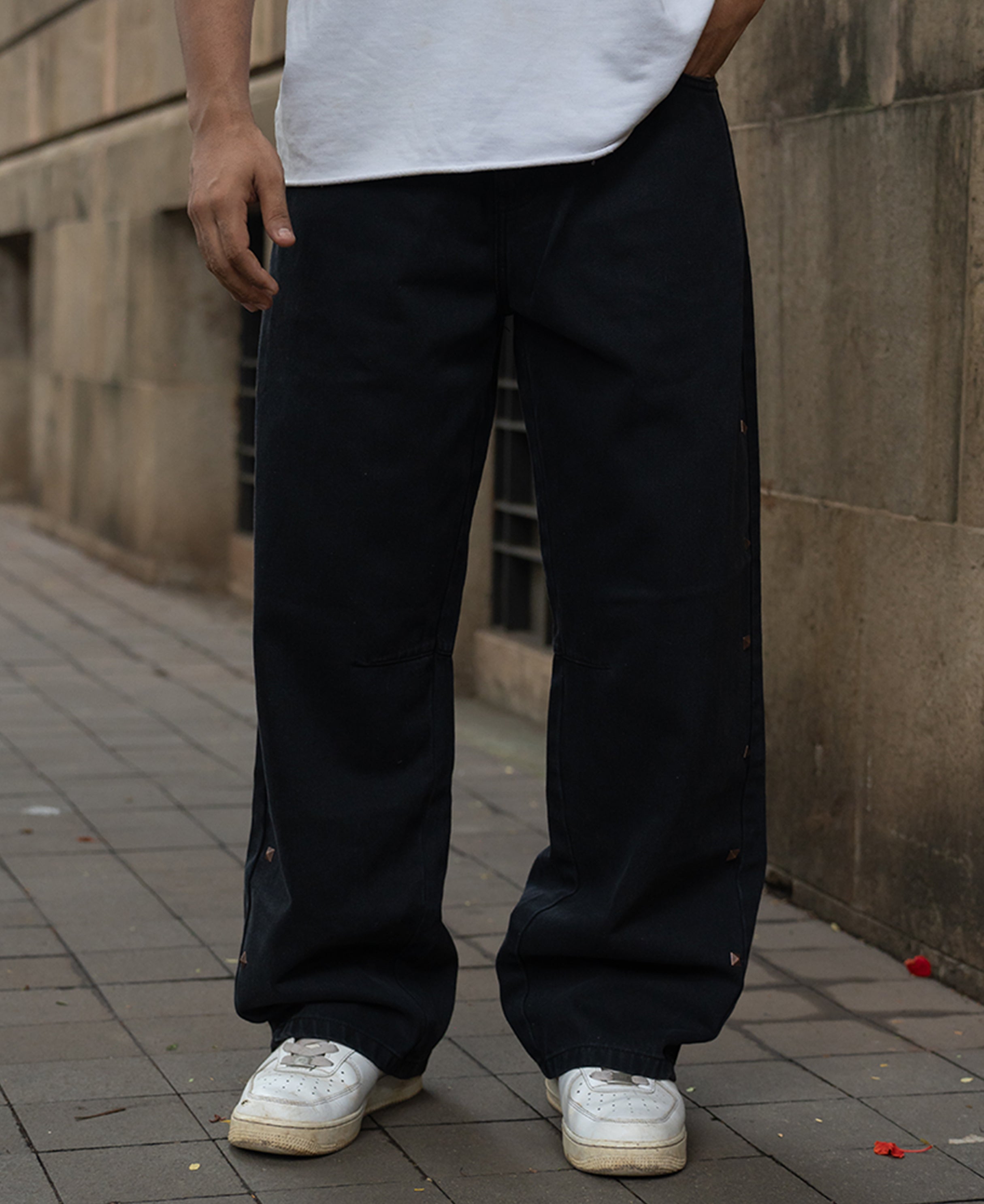 Buy Men's Black Studded Baggy Jeans Online | Powerlook