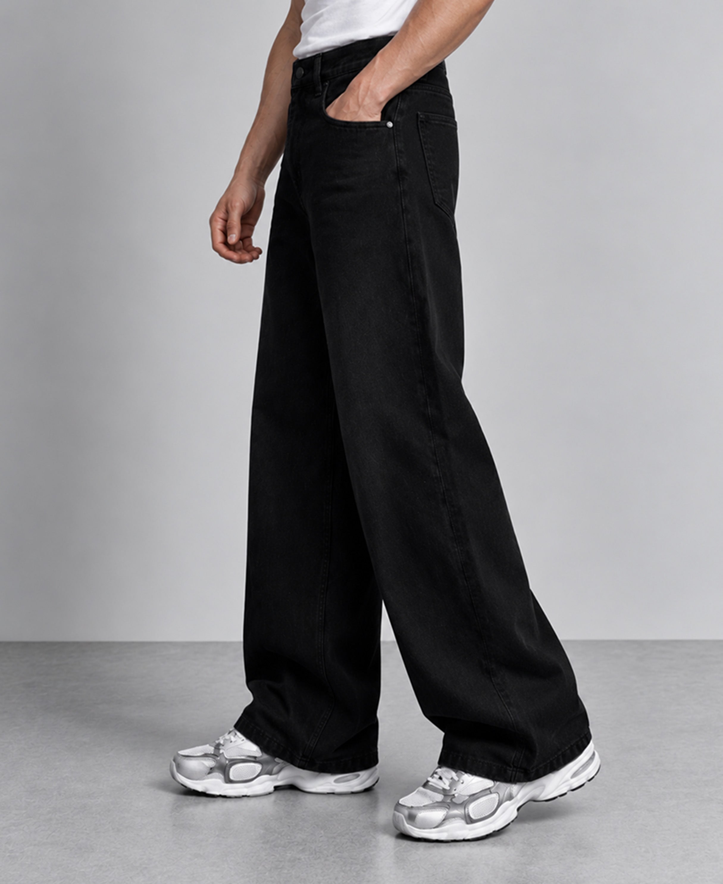 Black Baggy Jeans