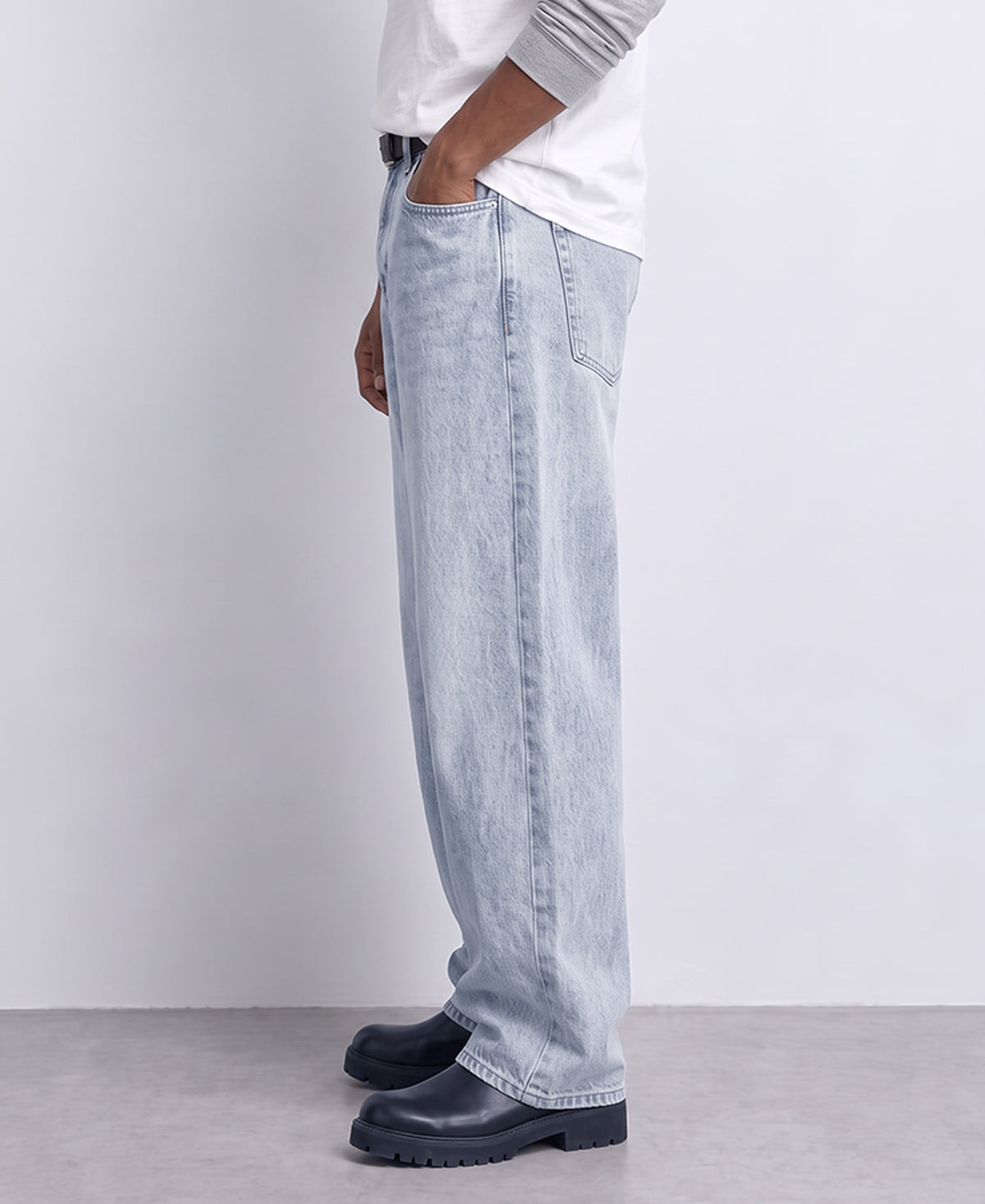 Light Blue Washed Baggy Fit Jean