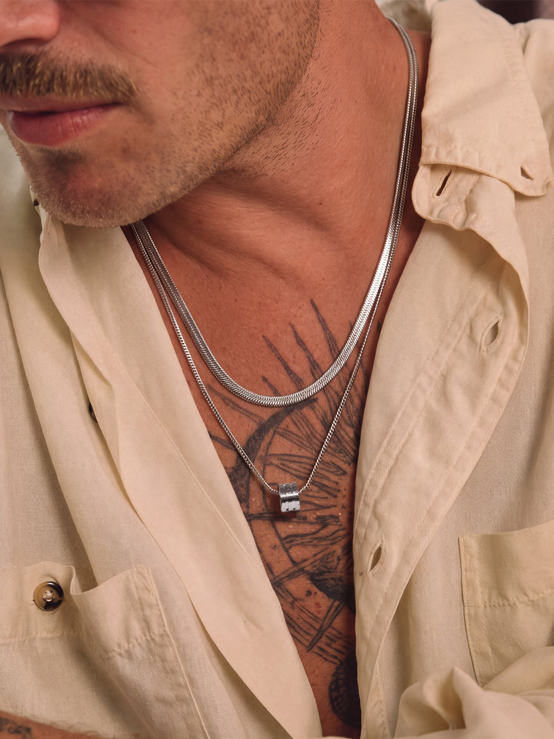 Dual Layer Metallic Pendant Necklace