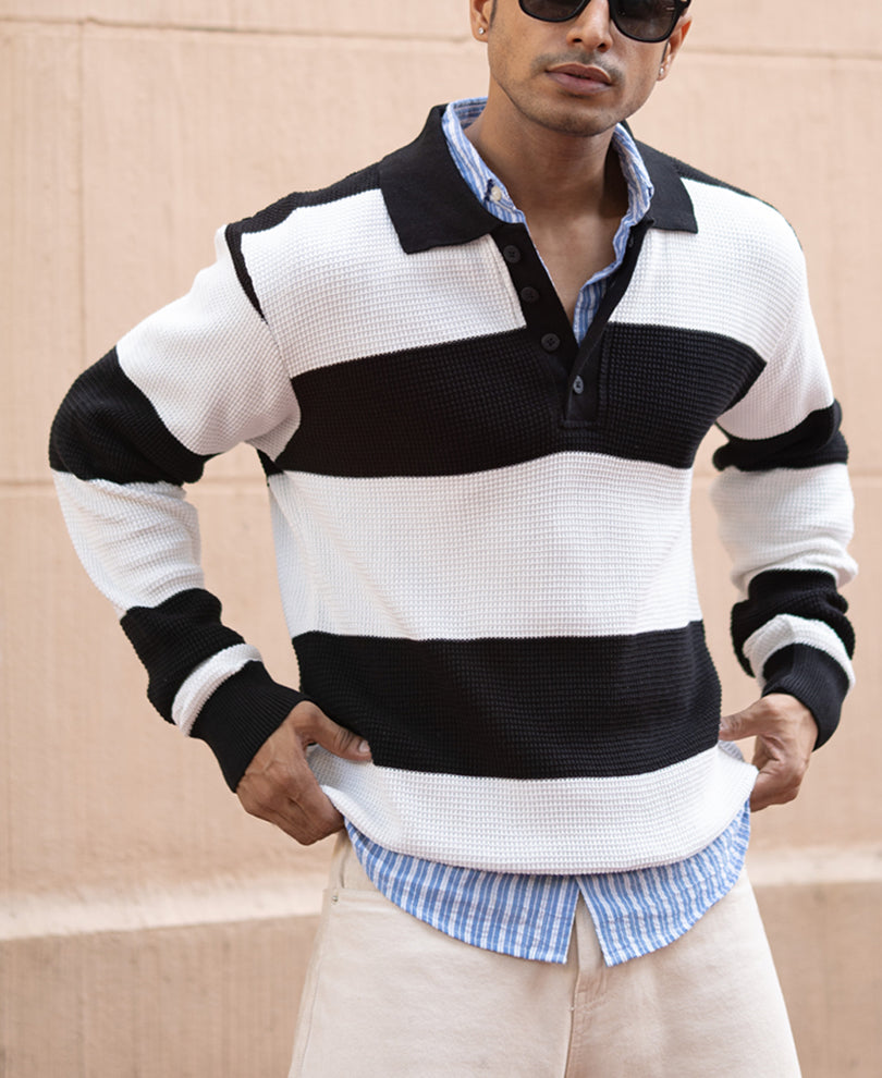 Black And White Knit T-Shirt.