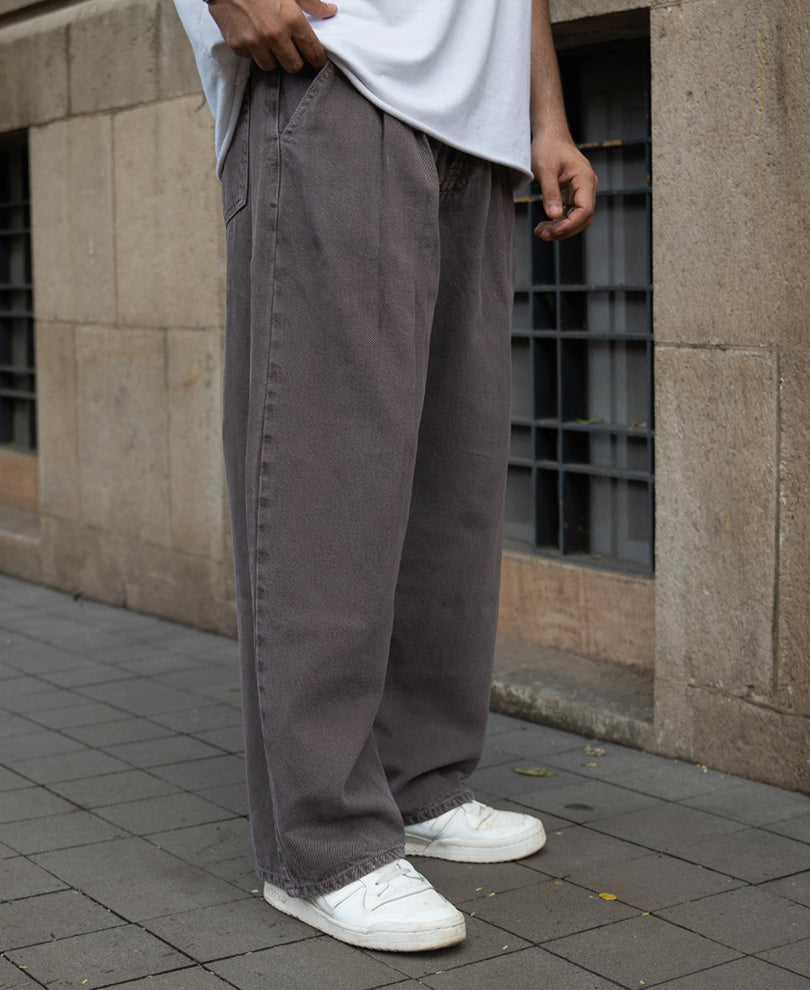 Brown Pleated Washed Barrel Jeans
