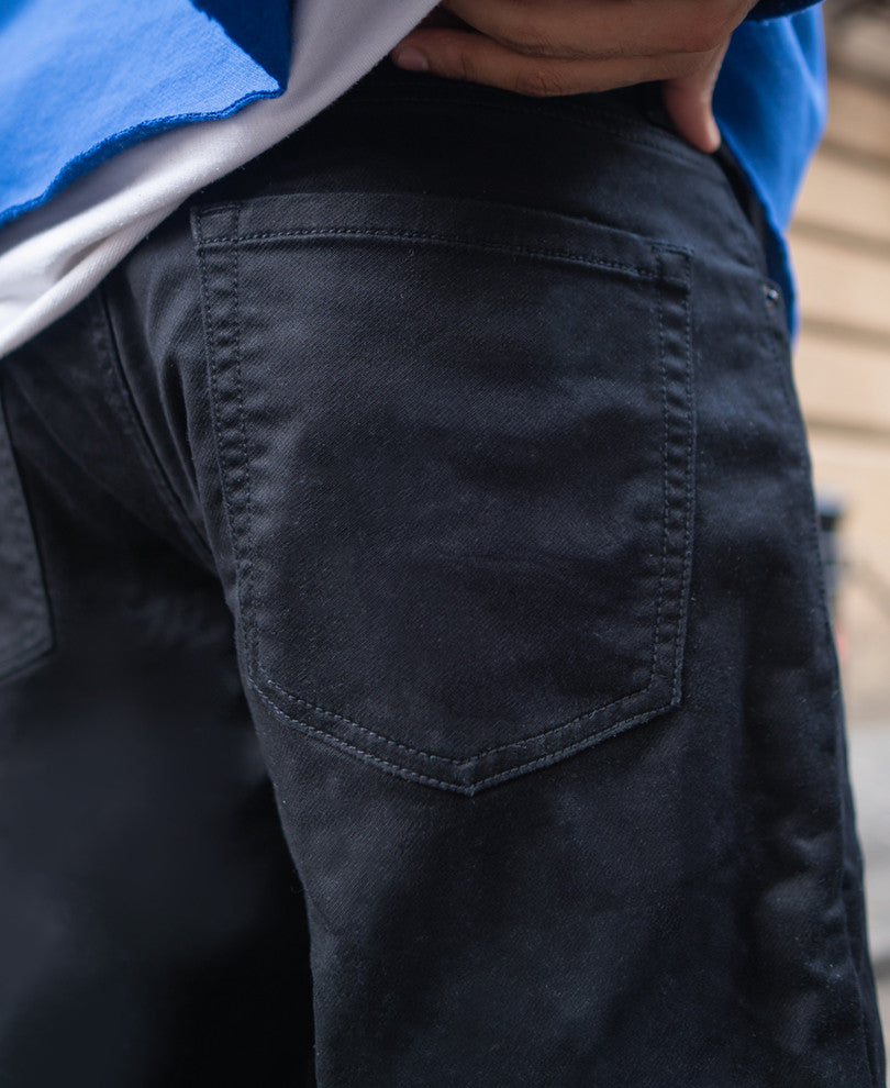 Black Regular Fit Stretchable Jeans.