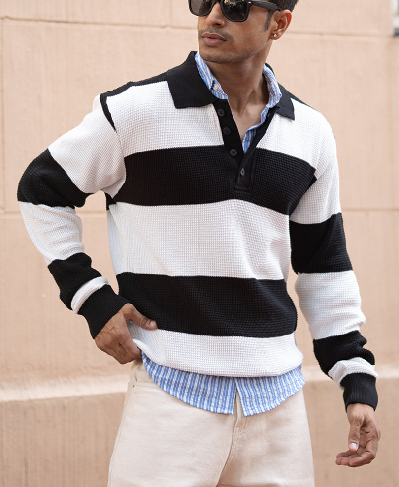 Black And White Knit T-Shirt.
