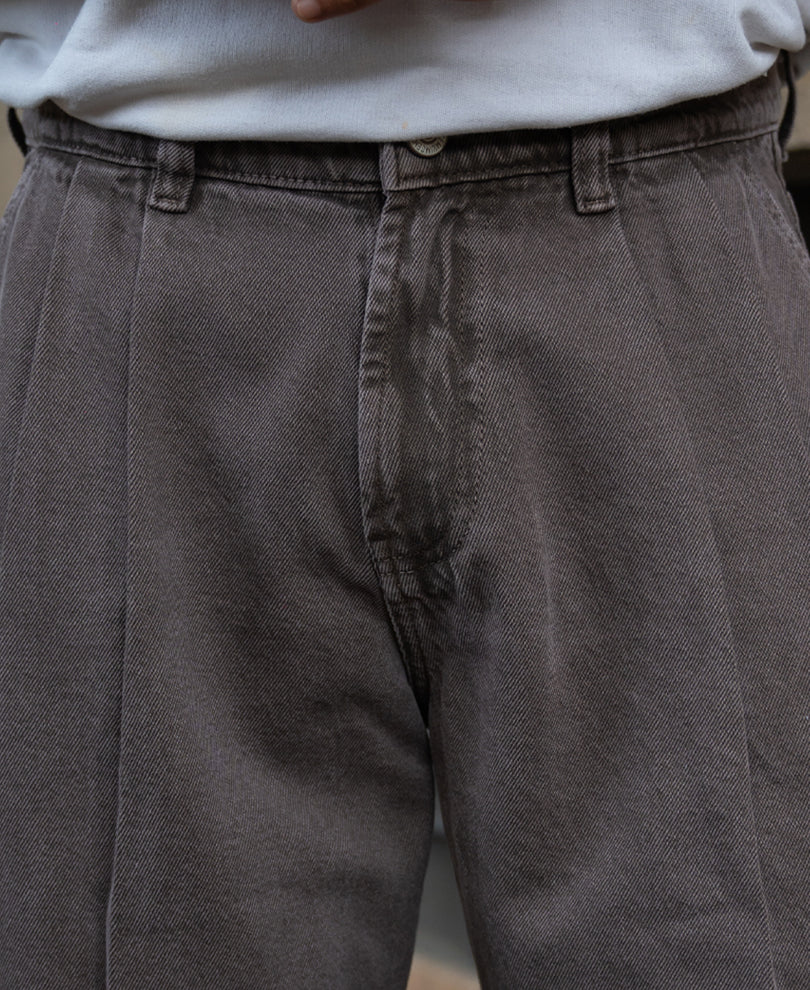 Brown Pleated Washed Barrel Jeans