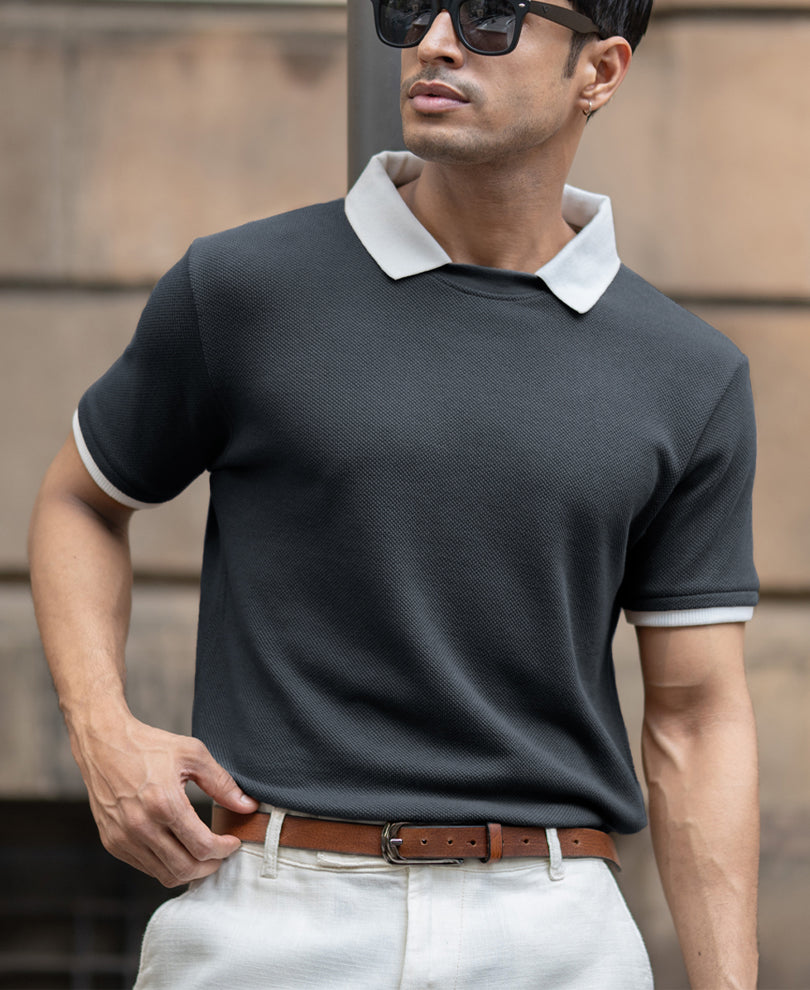 Blue Contrast Collar Knit T-Shirt.