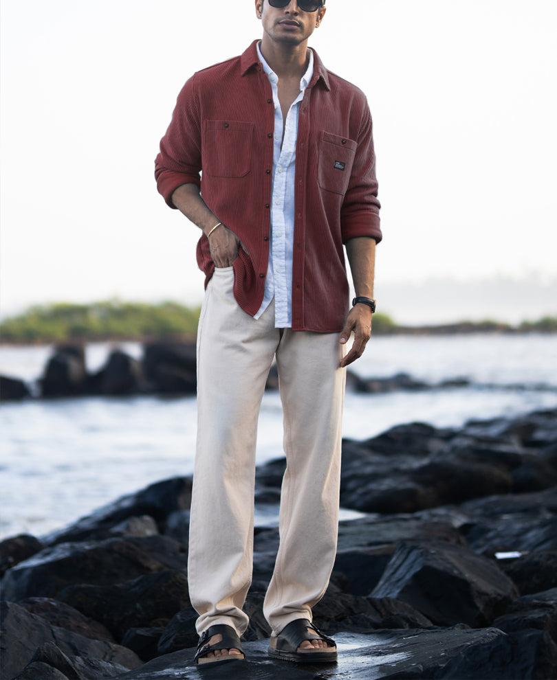 Wine Structured Knit Shirt With Pockets.