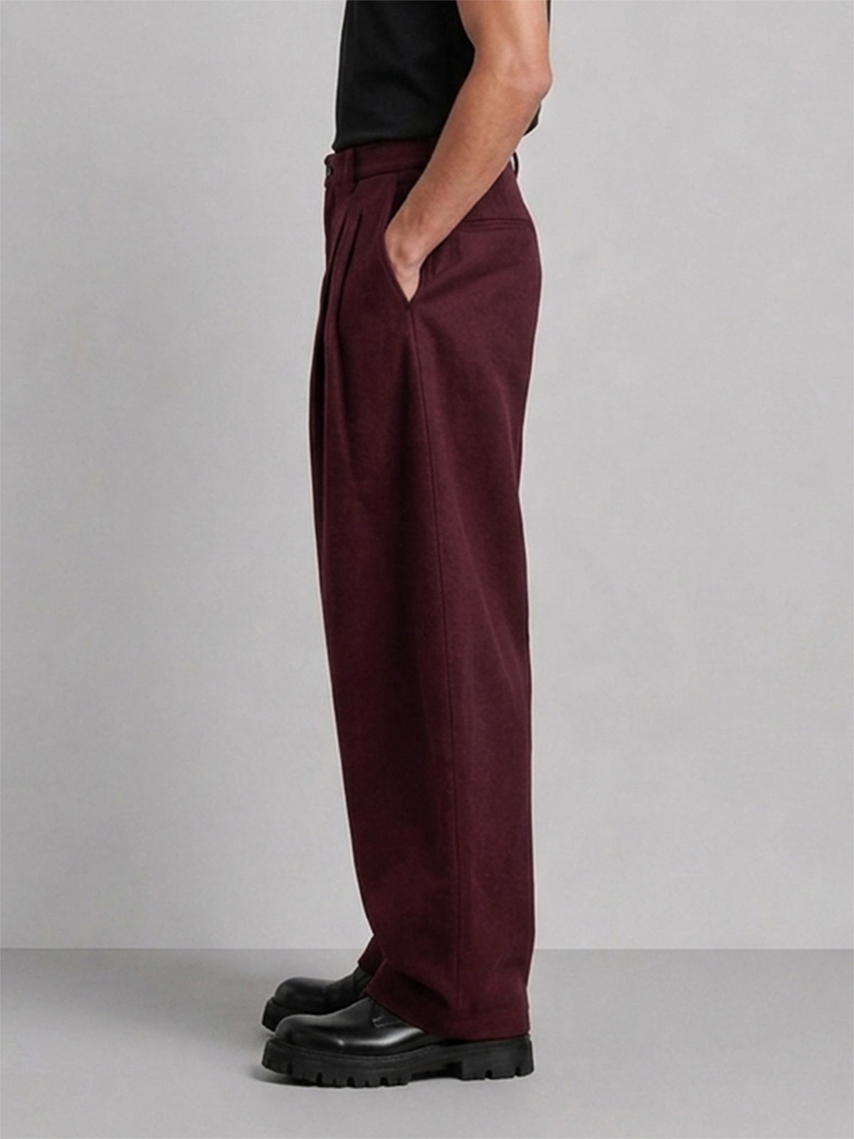 Wine Pleated Knit Pants