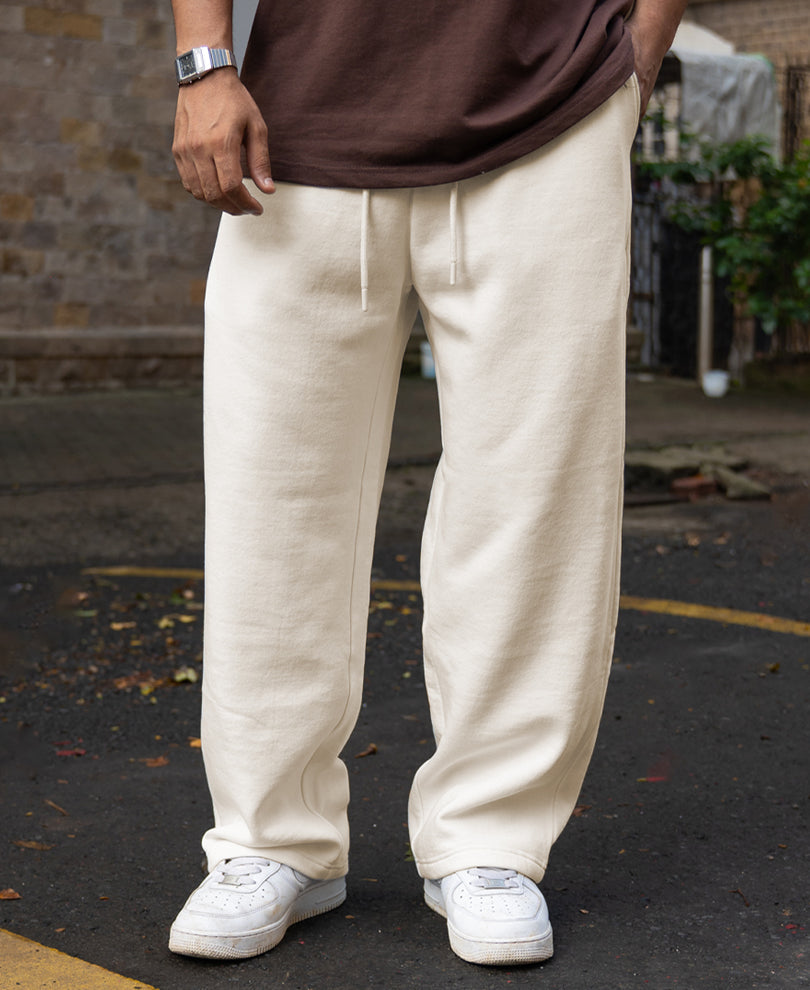 Cream Baggy Trackpant.