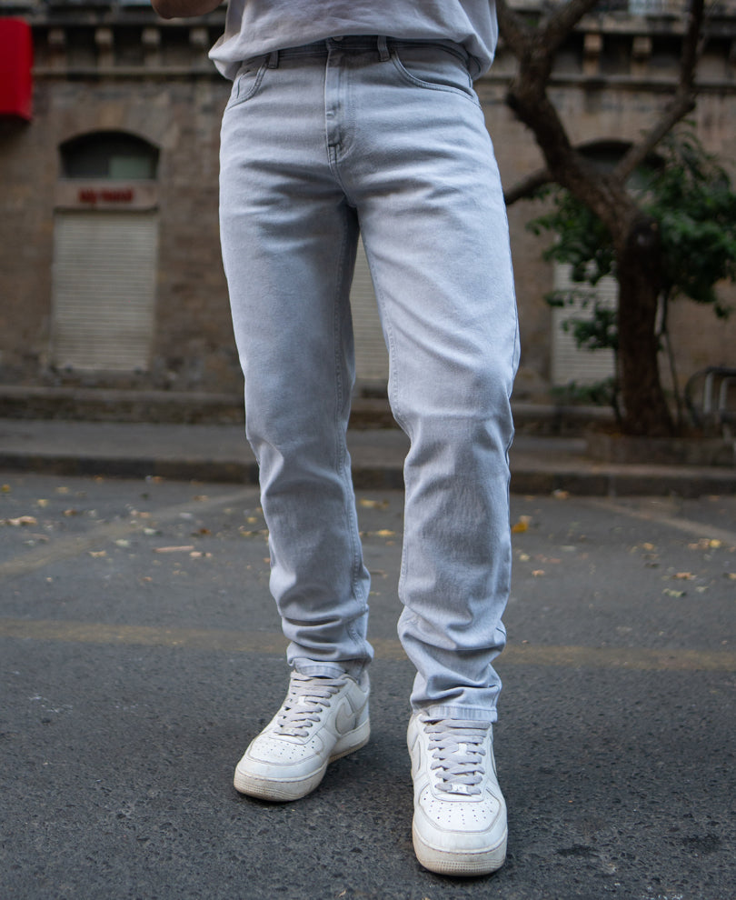 Light Grey Regular Fit Denim Jeans.