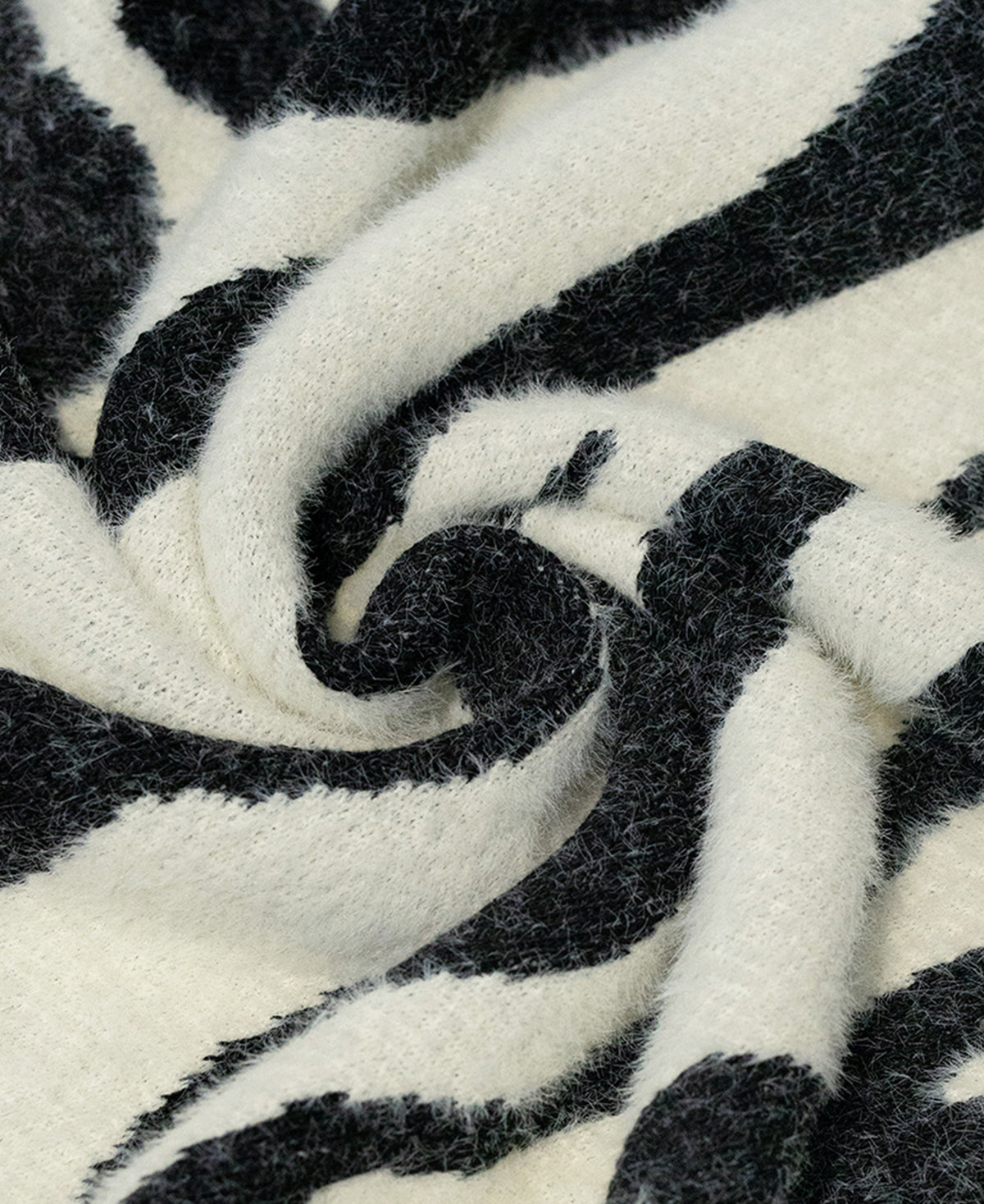 Black & Off-White Abstract Sweater