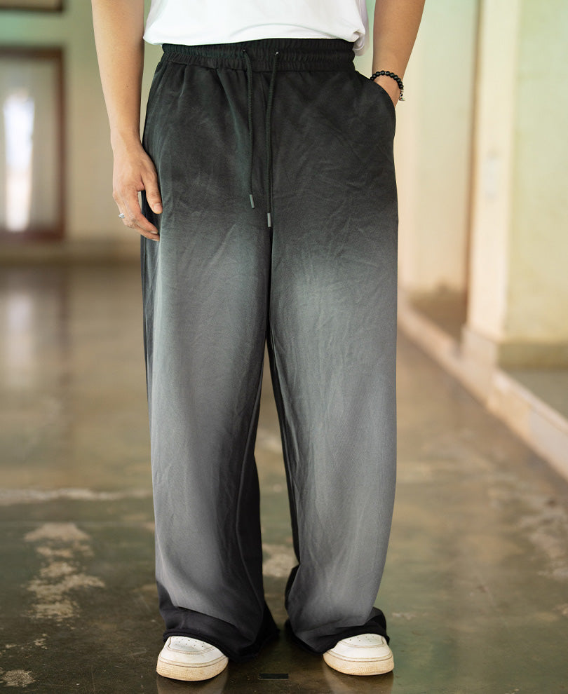 White Spray Basic Baggy Track Pant