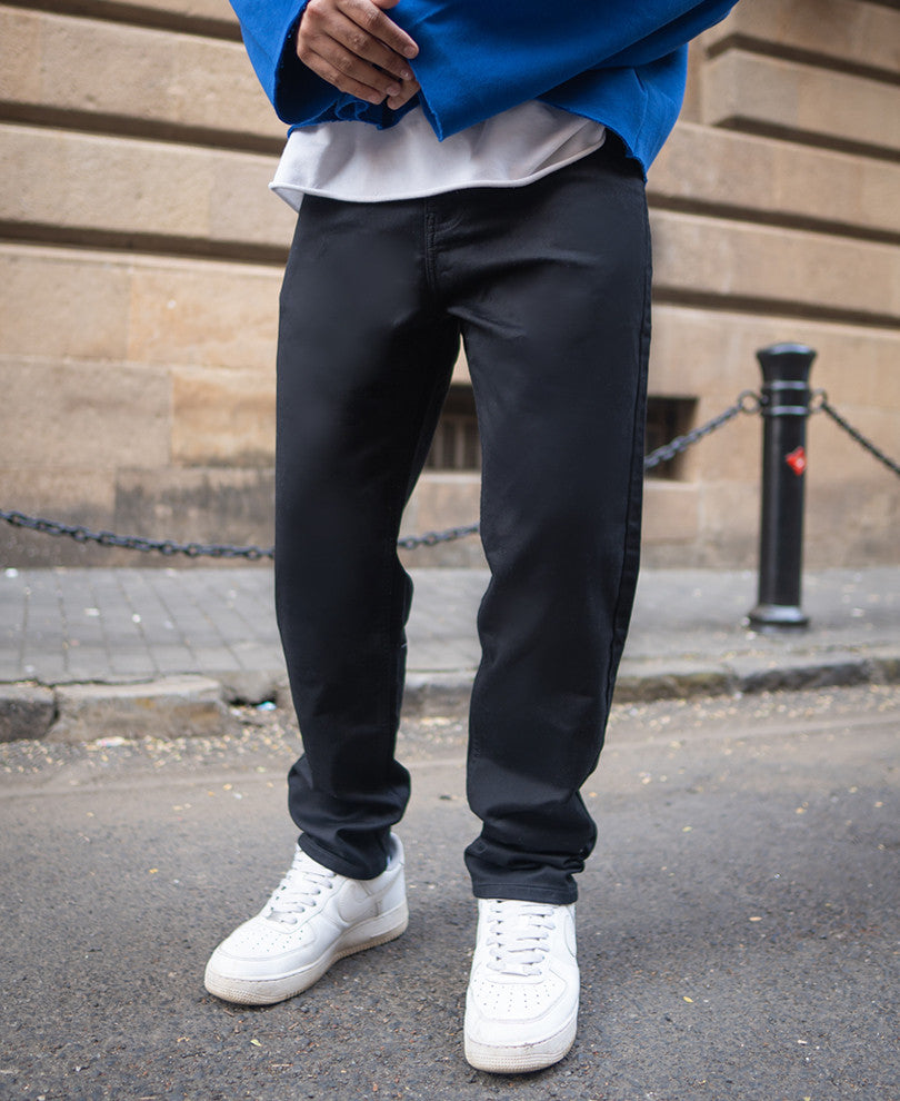 Black Regular Fit Stretchable Jeans.