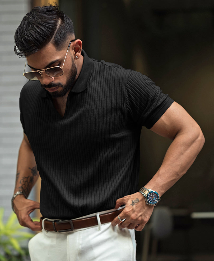Black Regular Fit Half Sleeves T-shirt.