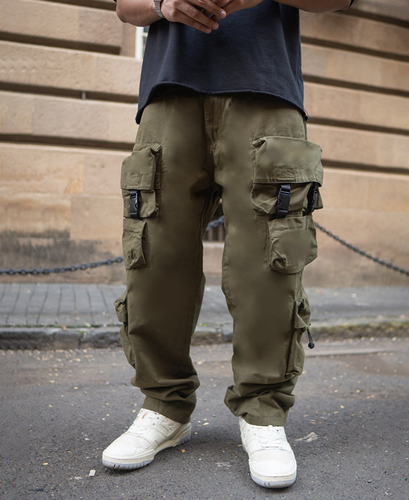 Olive Green Cotton Baggy Fit Cargo Pant.