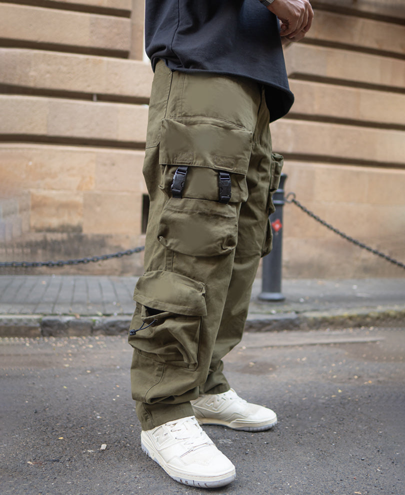 Olive Green Cotton Baggy Fit Cargo Pant.